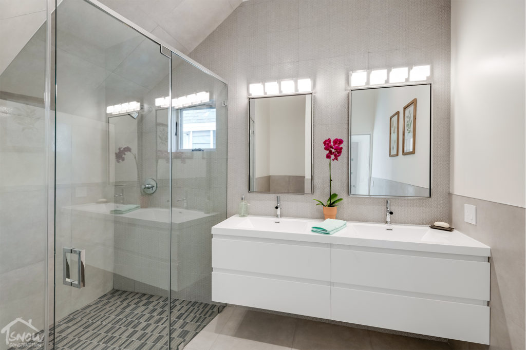 bathroom remodeling contractor