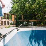 Pool cage cleaning